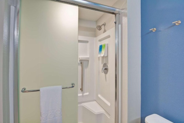 Home2 Suites Azusa image 9